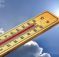 das Bild zeigt ein Thermometer, das eine sehr hohe Temperatur anzeigt